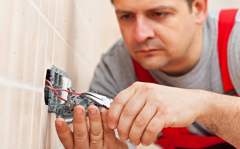 activité électricien Linas